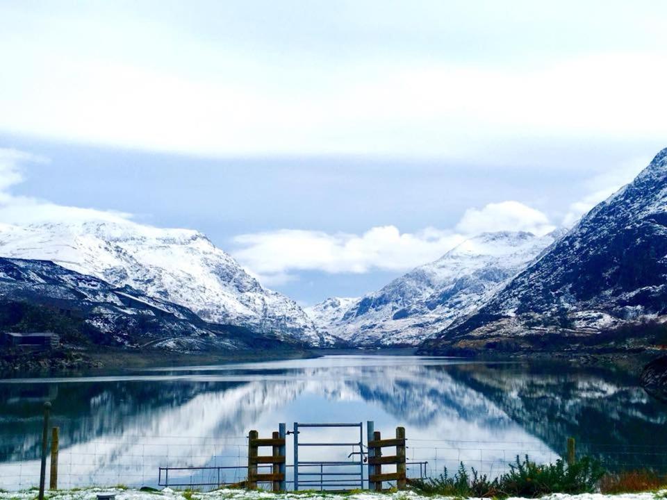 Cozy Snowdonia Chalet 카나번 외부 사진