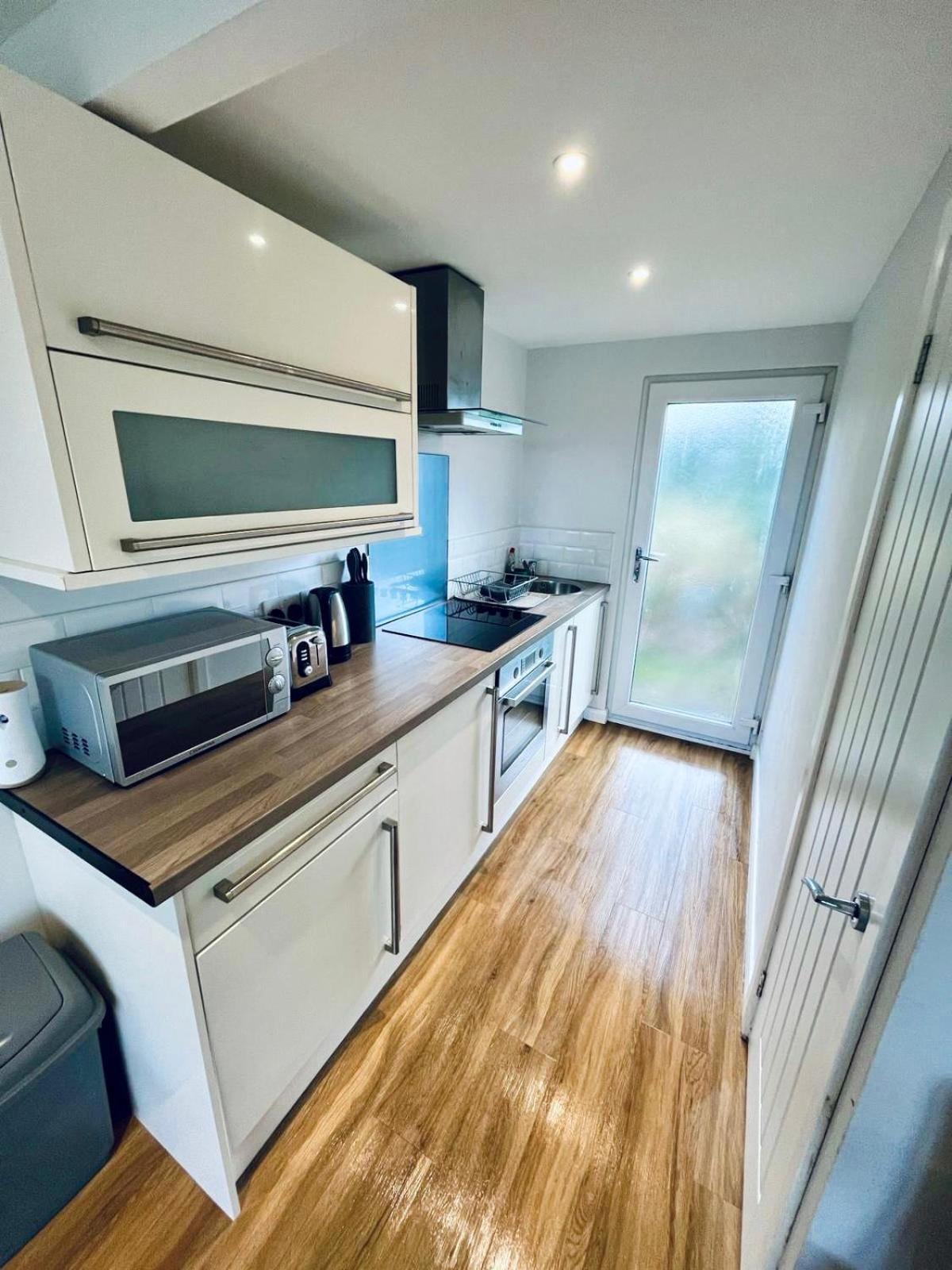 Cozy Snowdonia Chalet 카나번 외부 사진